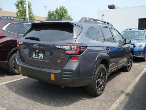 Used 2025 Subaru Outback Wilderness AWD/4WD image 5