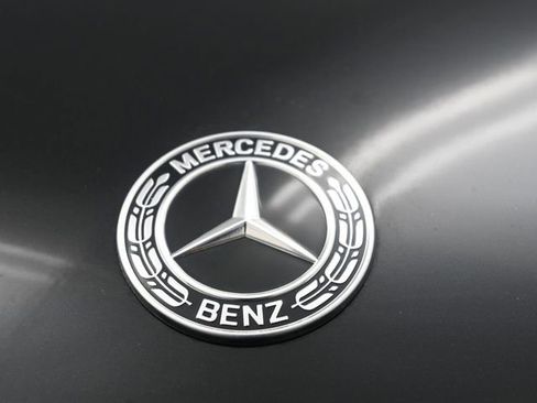 Used 2025 Mercedes-Benz GLS 450 4MATIC image 12