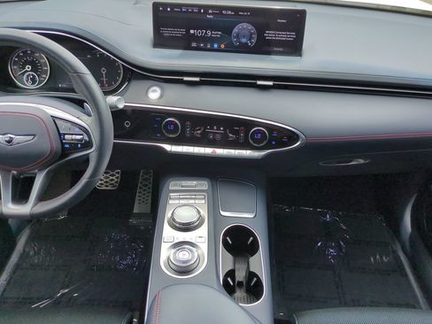 Used 2022 Genesis GV70 2.5T w/ Sport Prestige Package AWD/4WD image 15