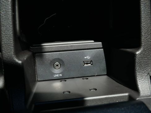 Used 2014 Ford Focus SE w/ SE Winter Package image 27