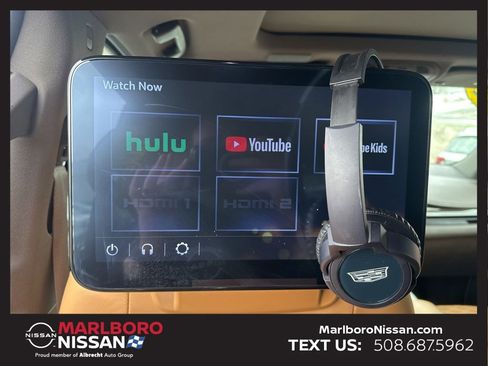 Used 2022 Cadillac Escalade Premium Luxury w/ Performance Package image 25