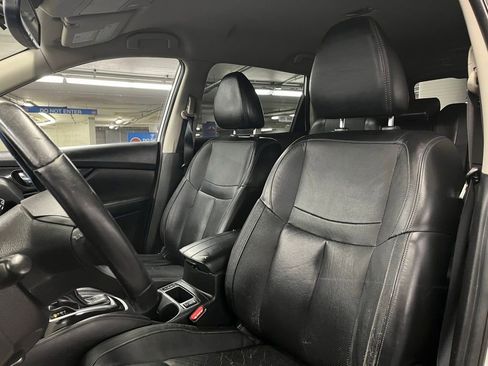 Used 2017 Nissan Rogue SL image 15