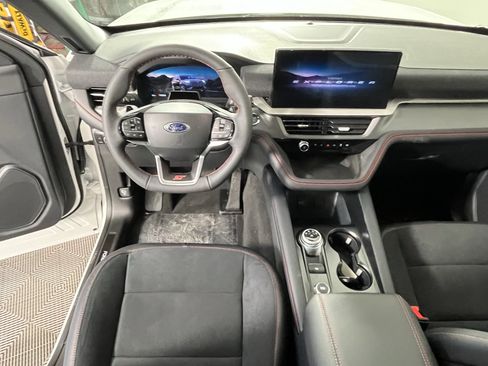 New 2026 Ford Explorer ST w/ Sun And Sound Package image 10