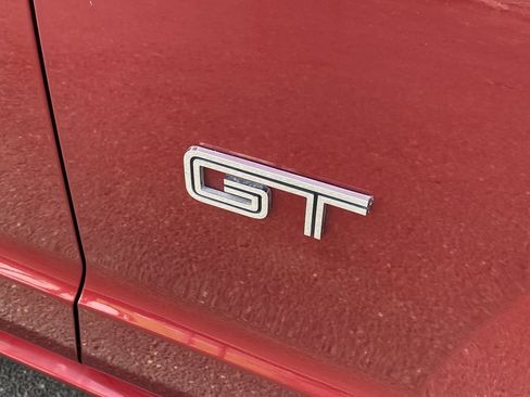 Used 2006 Ford Mustang GT Premium RWD image 9