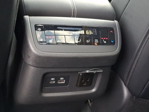 Certified 2023 Nissan Pathfinder Platinum AWD/4WD image 13