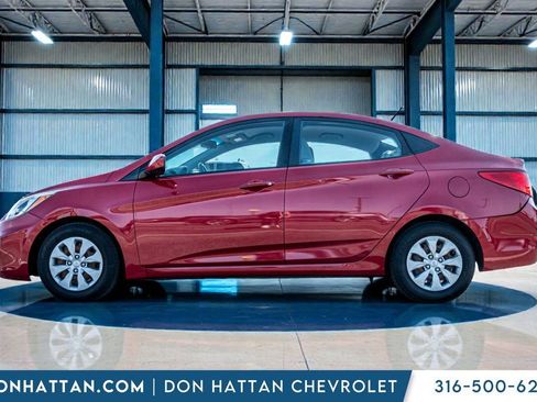 Used 2016 Hyundai Accent SE image 2