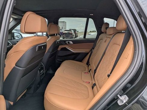Used 2024 BMW X5 M60i AWD/4WD image 14
