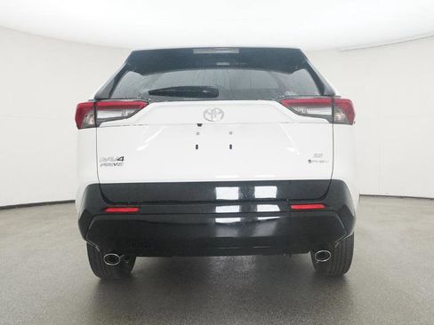 New 2025 Toyota RAV4 SE image 17