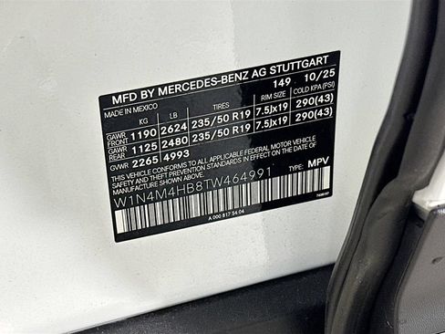 Used 2026 Mercedes-Benz GLB 250 4MATIC image 30