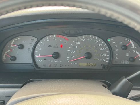 Used 2004 Toyota Sequoia Limited image 18