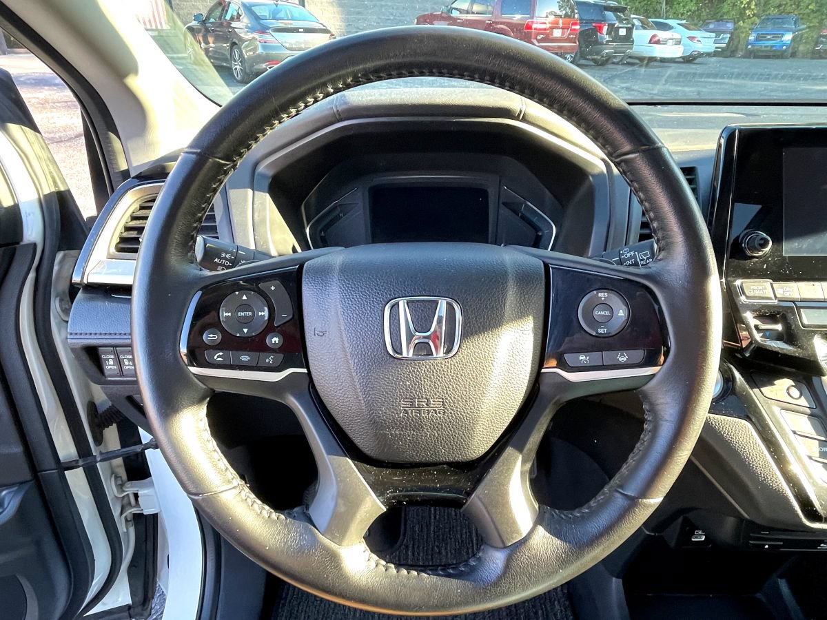Used 2022 Honda Odyssey Touring image 11