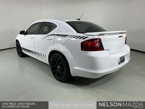 Used 2013 Dodge Avenger SXT w/ Sun/Sound Group image 6