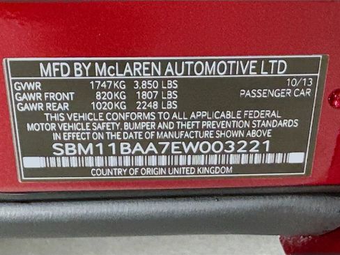 Used 2014 McLaren MP4-12C Spider RWD image 18