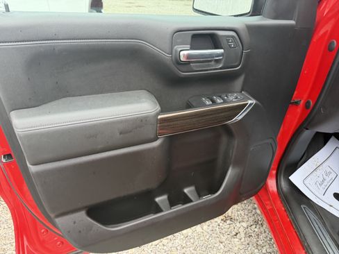 Used 2021 Chevrolet Silverado 1500 LT image 11