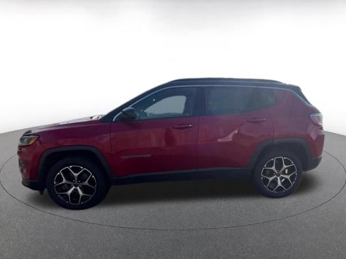Used 2025 Jeep Compass Limited AWD/4WD image 8
