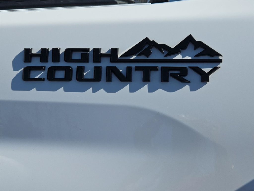 Certified 2024 Chevrolet Silverado 2500 High Country w/ High Country Premium Package AWD/4WD image 24