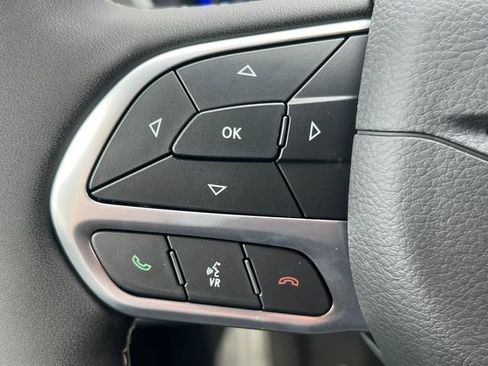New 2027 Chrysler Pacifica Select AWD/4WD image 20