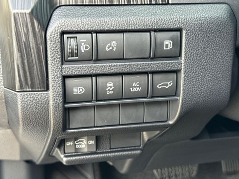 New 2026 Toyota 4Runner Platinum AWD/4WD image 28