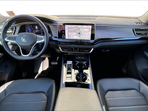 Certified 2025 Volkswagen Atlas SEL image 15