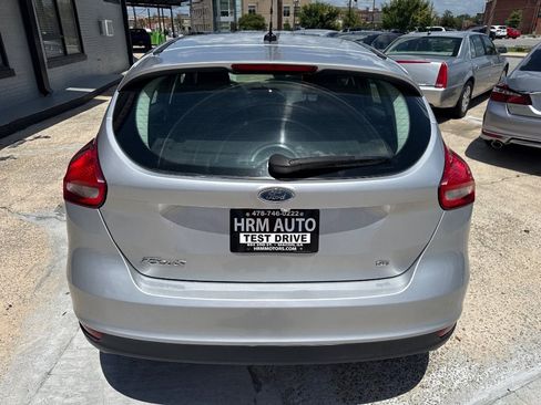 Used 2015 Ford Focus SE FWD image 6
