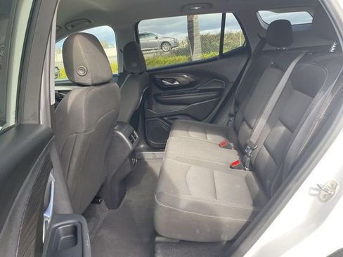 Certified 2024 GMC Terrain SLE image 24