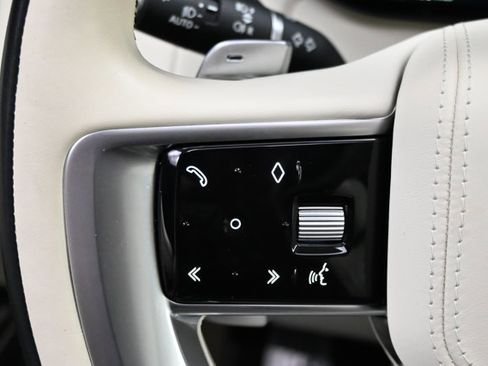 Used 2023 Land Rover Range Rover SE image 70