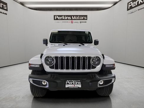 Used 2025 Jeep Wrangler Unlimited Sahara w/ Safety Group AWD/4WD image 8