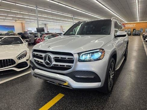 Used 2020 Mercedes-Benz GLS 450 4MATIC image 2