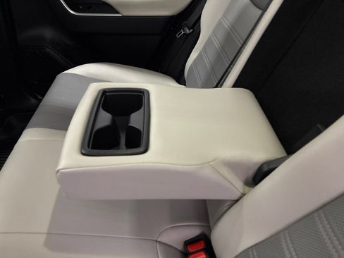 Used 2025 Toyota RAV4 Limited w/ Advanced Technology Package AWD/4WD image 33