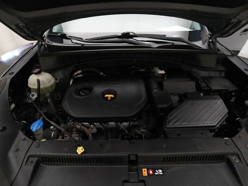 Used 2016 Hyundai Tucson SE w/ Option Group 12 FWD image 3