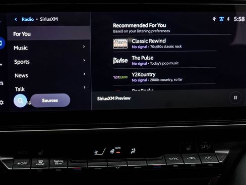 Used 2025 Toyota Camry XSE FWD image 27