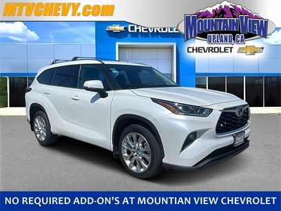 Used 2022 Toyota Highlander Limited