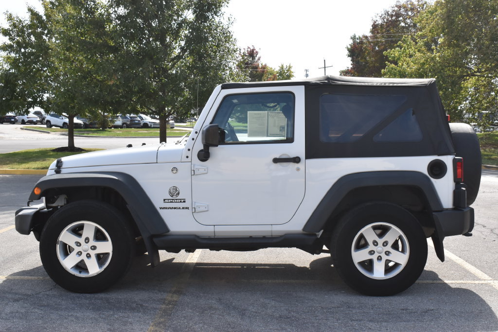 Used 2015 Jeep Wrangler Sport w/ Quick Order Package 24S AWD/4WD image 7