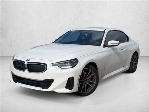 Used 2024 BMW 230i Coupe w/ Convenience Package RWD image 2
