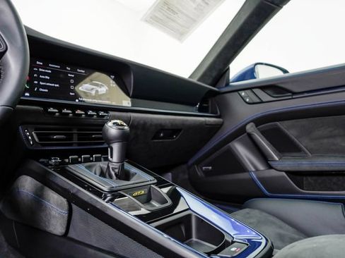 Certified 2024 Porsche 911 GT3 RWD image 21