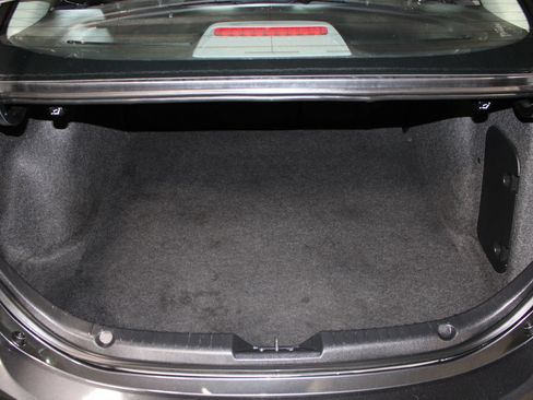 Used 2016 MAZDA MAZDA3 i Sport FWD image 31
