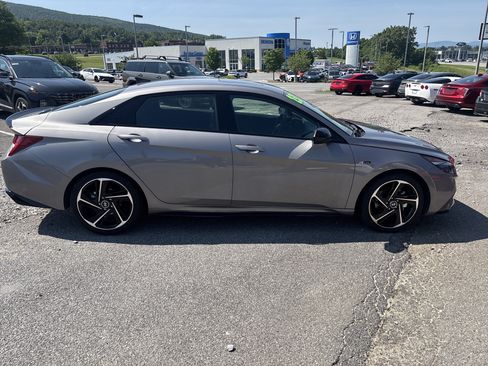 Used 2023 Hyundai Elantra N Line FWD image 9