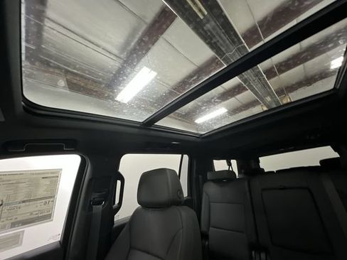 New 2026 Chevrolet Suburban RST w/ Comfort Package AWD/4WD image 20