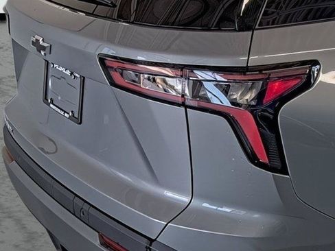 New 2026 Chevrolet Equinox LT w/ Convenience Package II FWD image 13