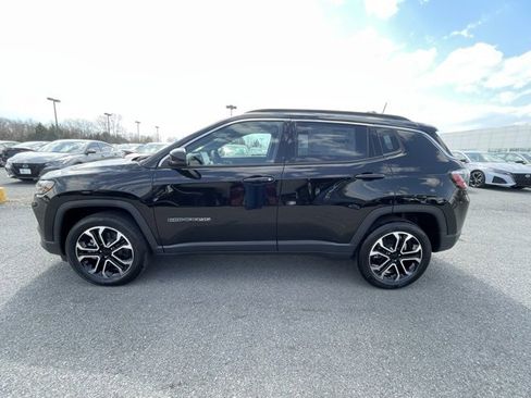 Used 2024 Jeep Compass Limited image 8