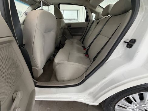 Used 2011 Ford Focus S FWD image 19