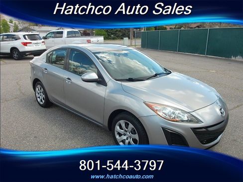 Used 2011 MAZDA MAZDA3 i Sport FWD image 8