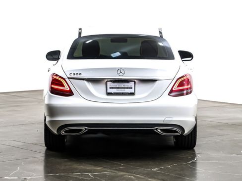 Used 2021 Mercedes-Benz C 300 Sedan image 4