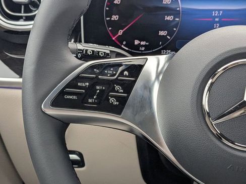 New 2026 Mercedes-Benz GLC 300 image 27