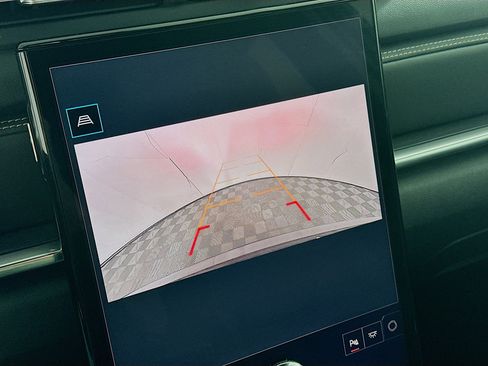 Used 2025 GMC Terrain Elevation image 23