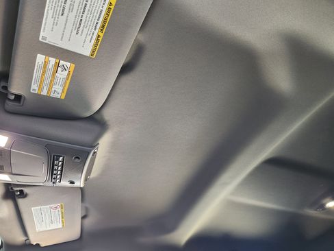 Used 2020 Ford F250 XLT w/ XLT Premium Package image 26