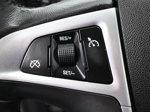 Used 2011 Chevrolet Equinox LT AWD/4WD image 17