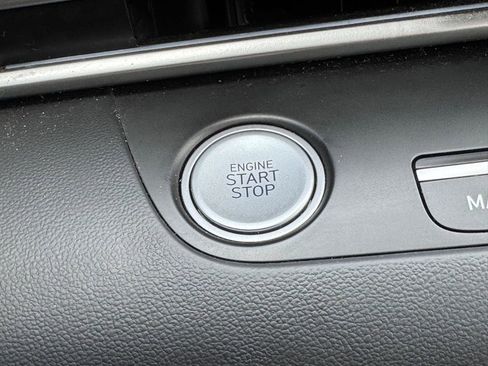 Used 2024 Hyundai Elantra Limited FWD image 24