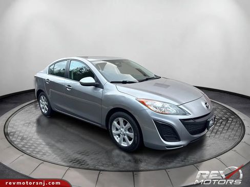 Used 2011 MAZDA MAZDA3 i Touring image 7