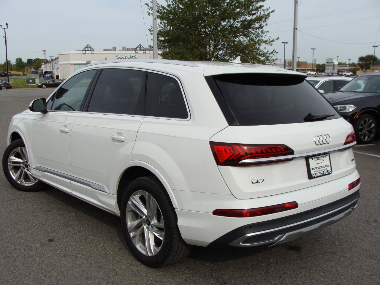 Used 2024 Audi Q7 3.0T Premium AWD/4WD image 4